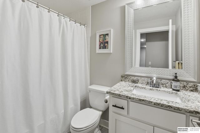 3006 N 193rd Street, Omaha, NE 68022