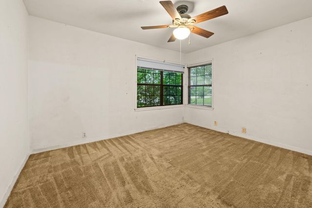 7511 Dearborn Street, Houston, TX 77055