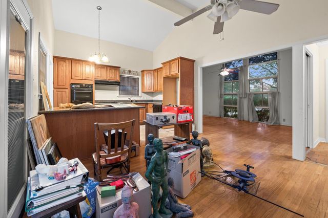 7511 Dearborn Street, Houston, TX 77055