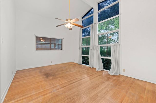 7511 Dearborn Street, Houston, TX 77055