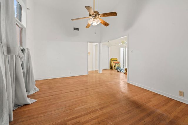 7511 Dearborn Street, Houston, TX 77055