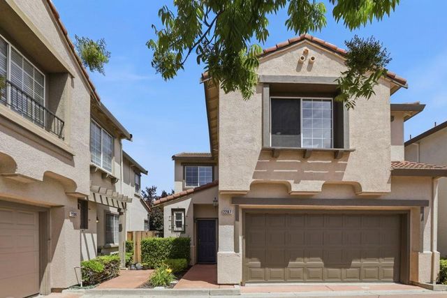 2207 Gianera Street, Santa Clara, CA 95054