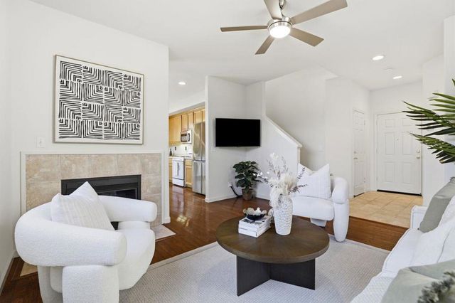 2207 Gianera Street, Santa Clara, CA 95054