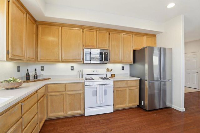 2207 Gianera Street, Santa Clara, CA 95054