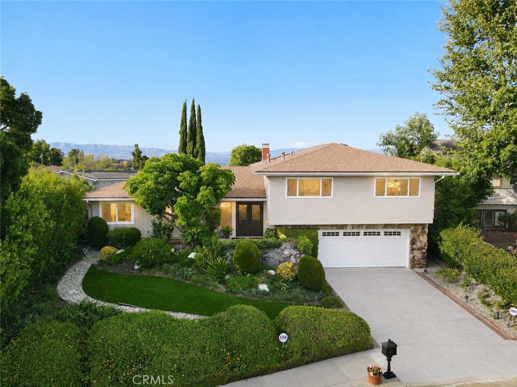 Image 1 of property listing at 22509 Charlestown, Calabasas, CA 91302