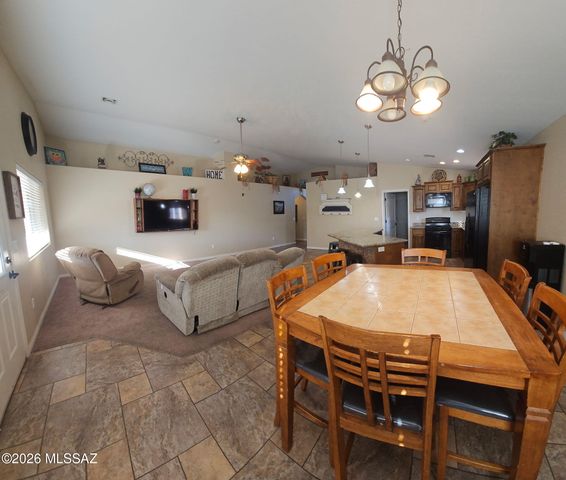 2250 S Lamonica Way, Safford, AZ 85546