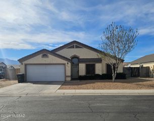 2250 S Lamonica Way, Safford, AZ 85546