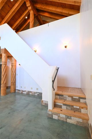 712 Sunset Dr, Espanola, NM 87532