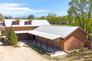 712 Sunset Dr, Espanola, NM 87532