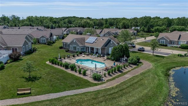 5665 Southwestern Boulevard 21C, Hamburg, NY 14075