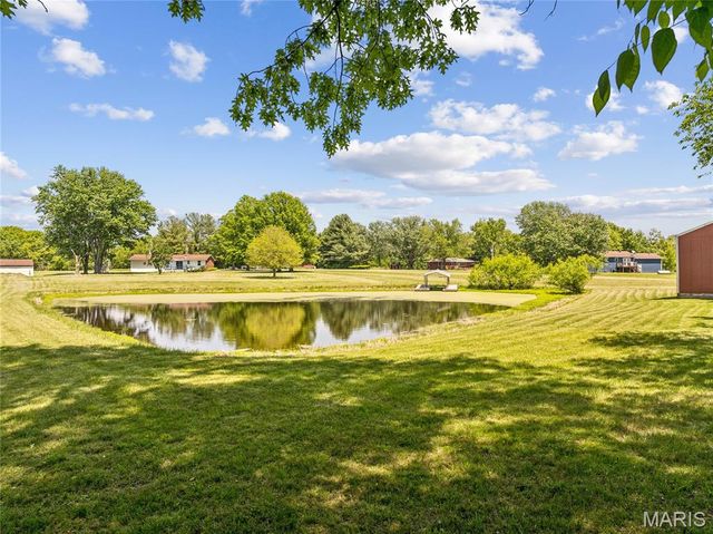 2300 Seiler Road, Alton, IL 62002
