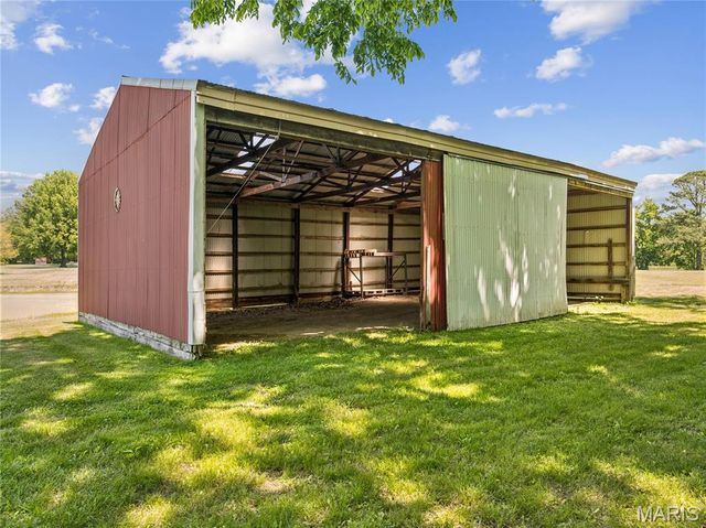 2300 Seiler Road, Alton, IL 62002