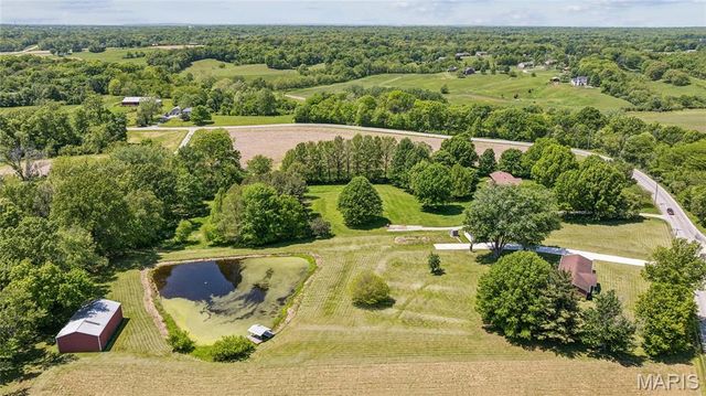 2300 Seiler Road, Alton, IL 62002