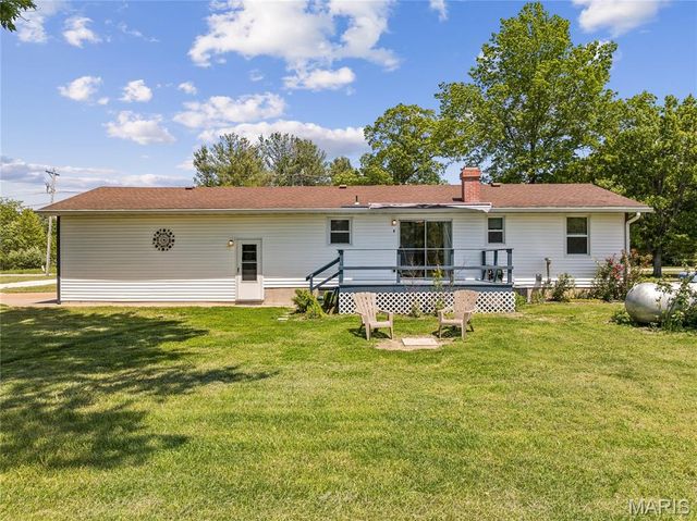 2300 Seiler Road, Alton, IL 62002