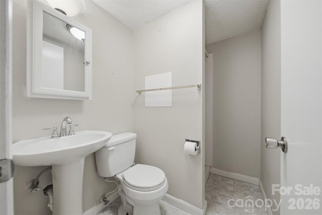 1519 N Frye Avenue, Newton, NC 28658