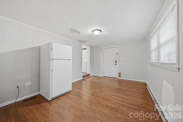 1519 N Frye Avenue, Newton, NC 28658