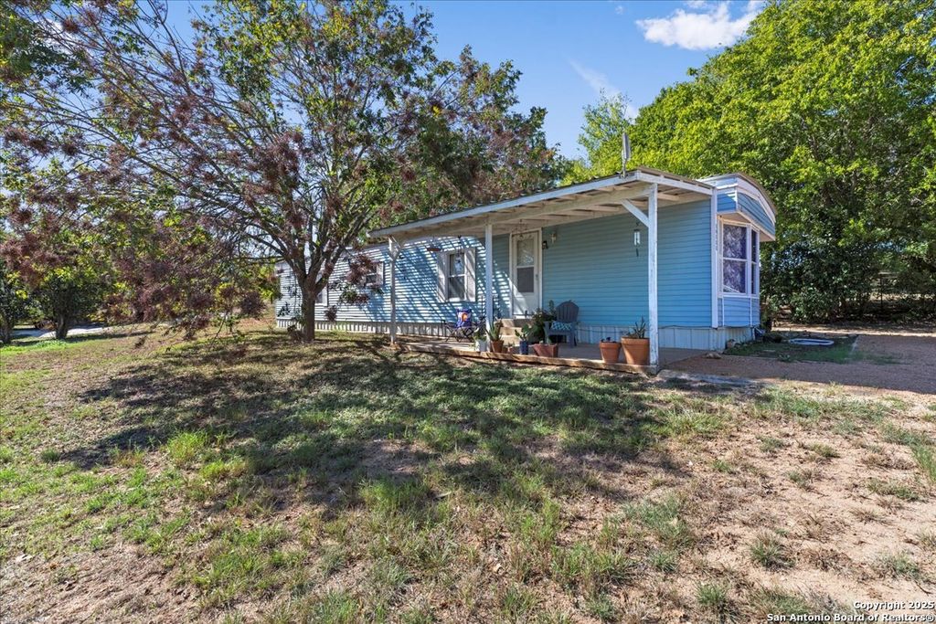 1411 C Democrat Street, Blanco, TX 78606