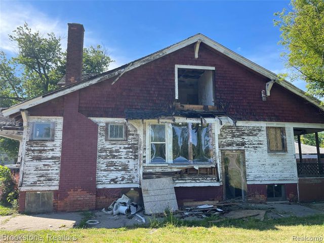 12610 Hamburg Street, Detroit, MI 48205