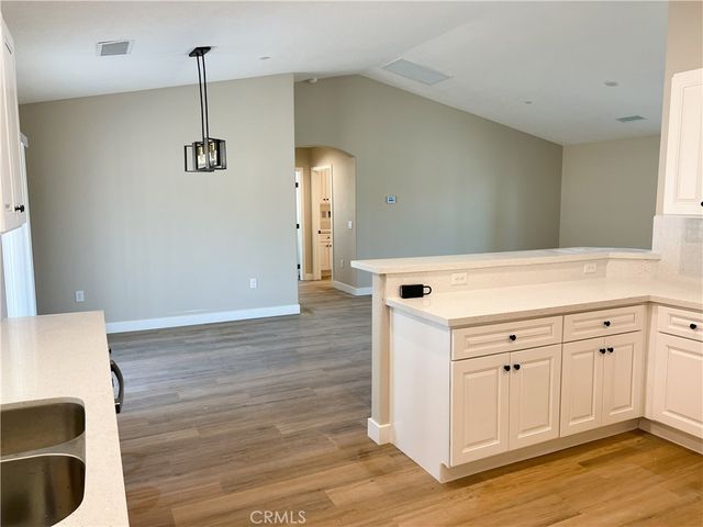 16438 Llanada Avenue, Victorville, CA 92394