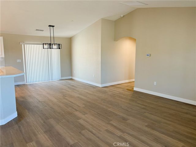 16438 Llanada Avenue, Victorville, CA 92394