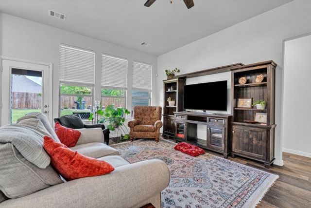 344 Paloma Street, Weatherford, TX 76087