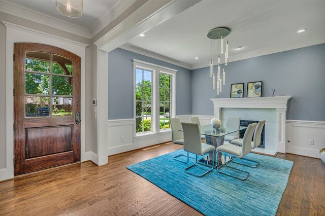 6811 Deloache Avenue, Dallas, TX 75225