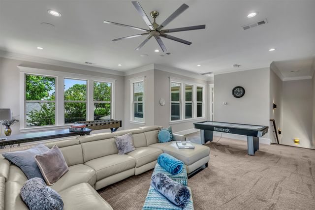 6811 Deloache Avenue, Dallas, TX 75225