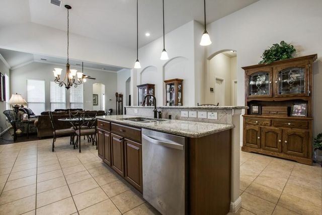 181 Hampton Drive, Fate, TX 75087