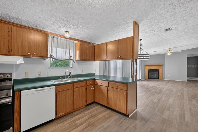 311 SE HIGHWAY 42, Summerfield, FL 34491