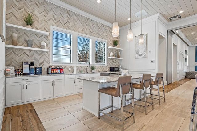 5557 LONG SHORE LOOP, Sarasota, FL 34238