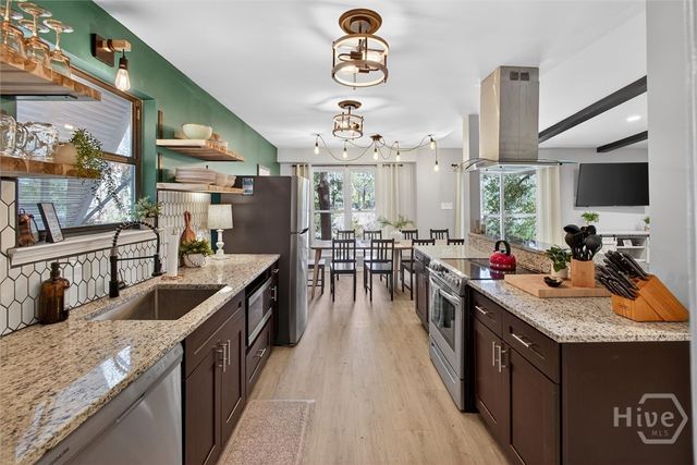 908 Woodpecker Road, Savannah, GA 31410