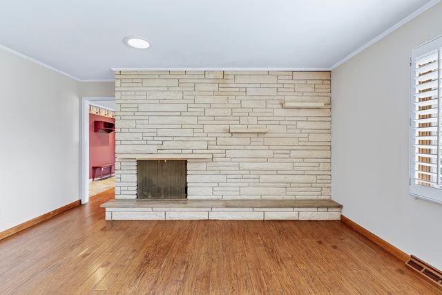 2161 S Catalina Avenue, Springfield, MO 65804