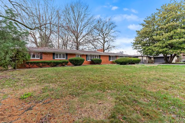 2161 S Catalina Avenue, Springfield, MO 65804