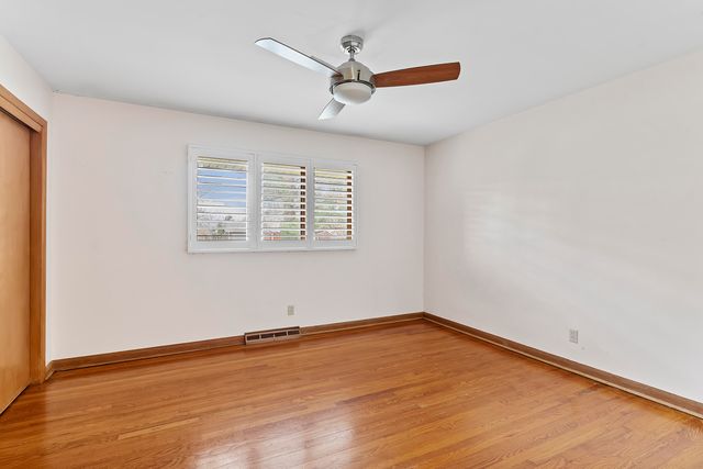 2161 S Catalina Avenue, Springfield, MO 65804