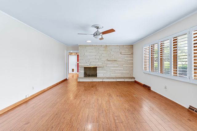 2161 S Catalina Avenue, Springfield, MO 65804