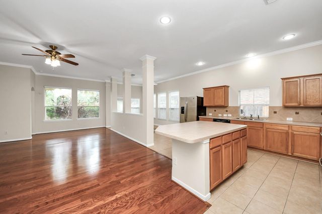 7107 Grants Hollow Lane, Richmond, TX 77407