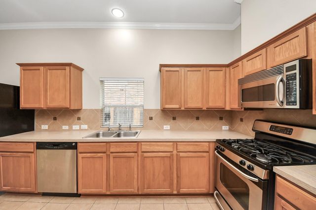 7107 Grants Hollow Lane, Richmond, TX 77407