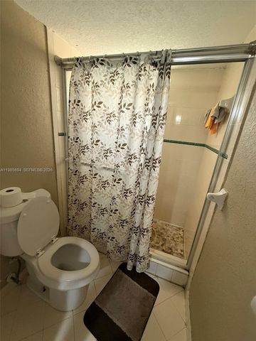 4136 Inverrary Dr 15C, Lauderhill, FL 33319