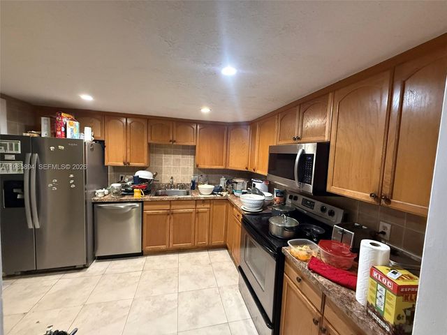 4136 Inverrary Dr 15C, Lauderhill, FL 33319