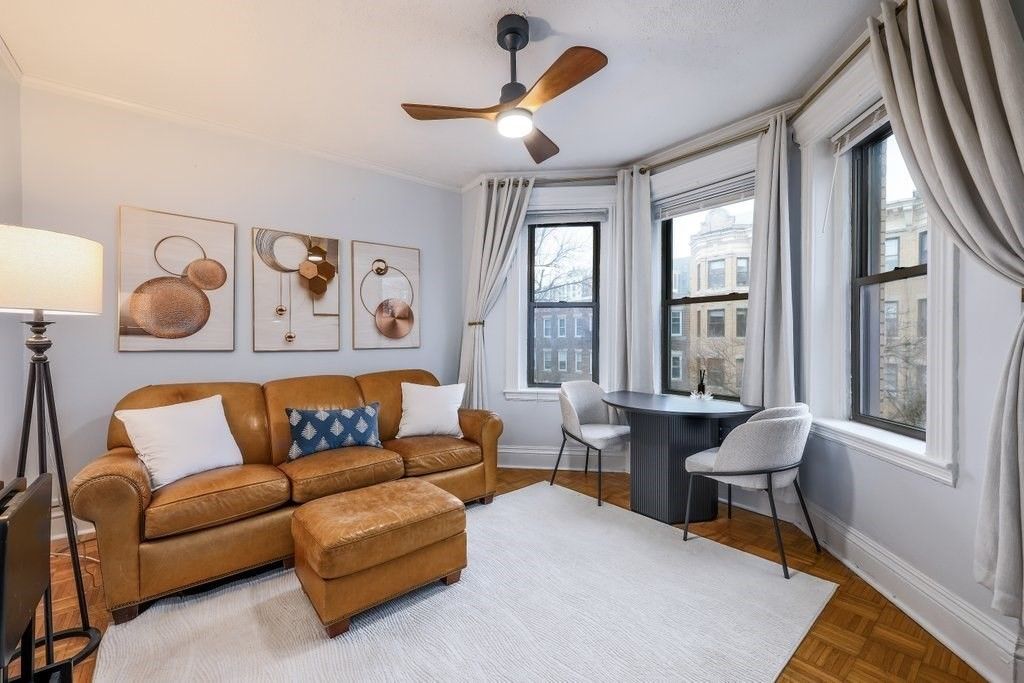 51 Park Dr 25, Boston, MA 02215