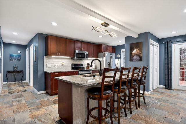 5036 Village Rd, Cookeville, TN 38506