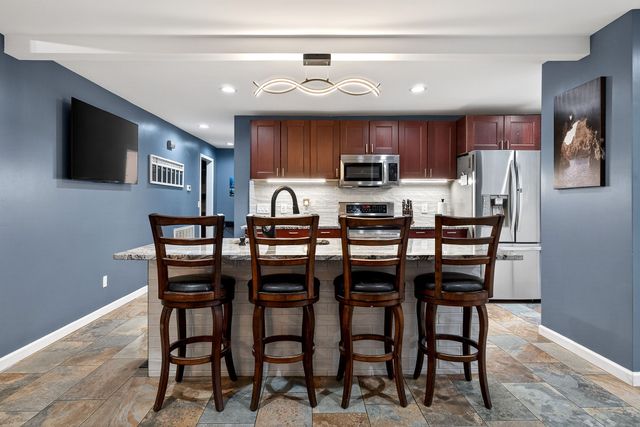 5036 Village Rd, Cookeville, TN 38506