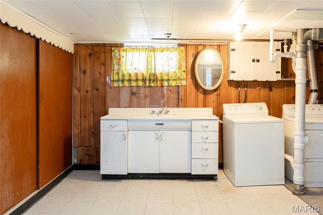 4503 Tholozan Avenue, St Louis, MO 63116