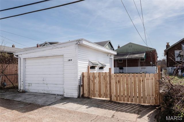 4503 Tholozan Avenue, St Louis, MO 63116