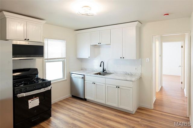 4503 Tholozan Avenue, St Louis, MO 63116