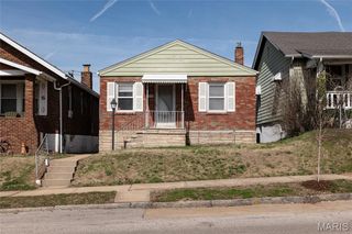 4503 Tholozan Avenue, St Louis, MO 63116