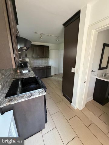 26 ROLLING RD, Wynnewood, PA 19096