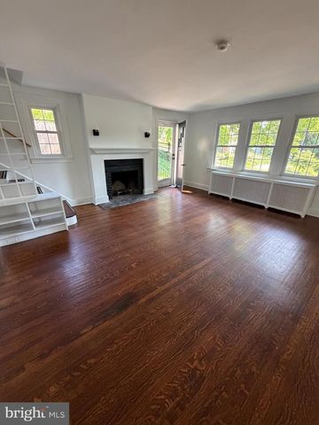 26 ROLLING RD, Wynnewood, PA 19096