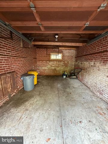 26 ROLLING RD, Wynnewood, PA 19096