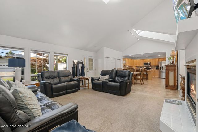 1309 Westwood Ln, Sandpoint, ID 83864